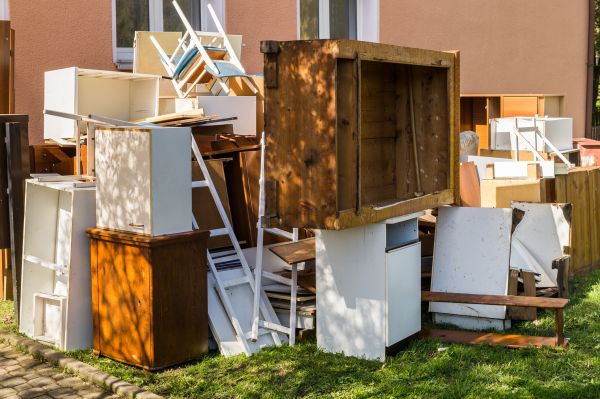Junk Haul Away Service in Estero