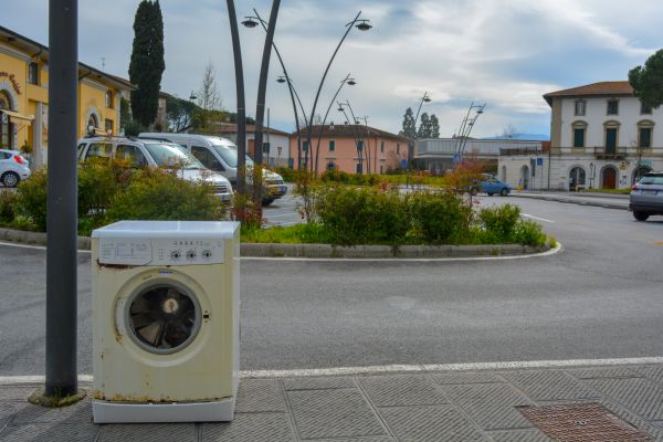 Washing Machine Removal in Estero