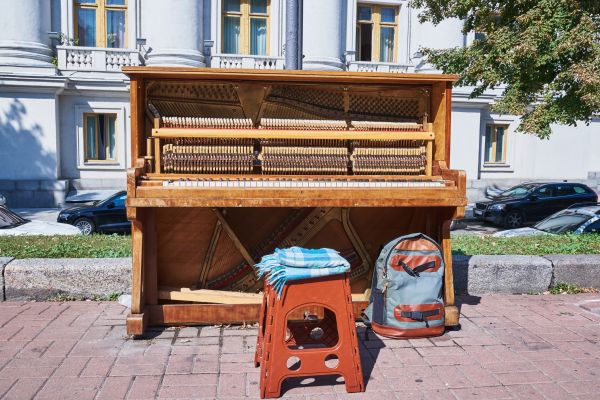 Piano Removal Service in Estero
