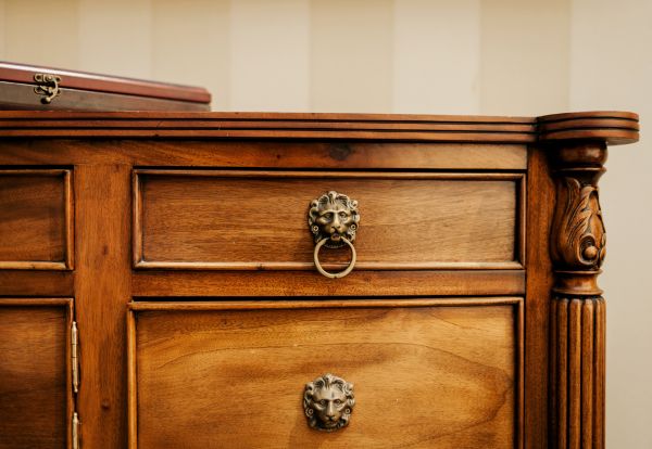 Dresser Disposal in Estero